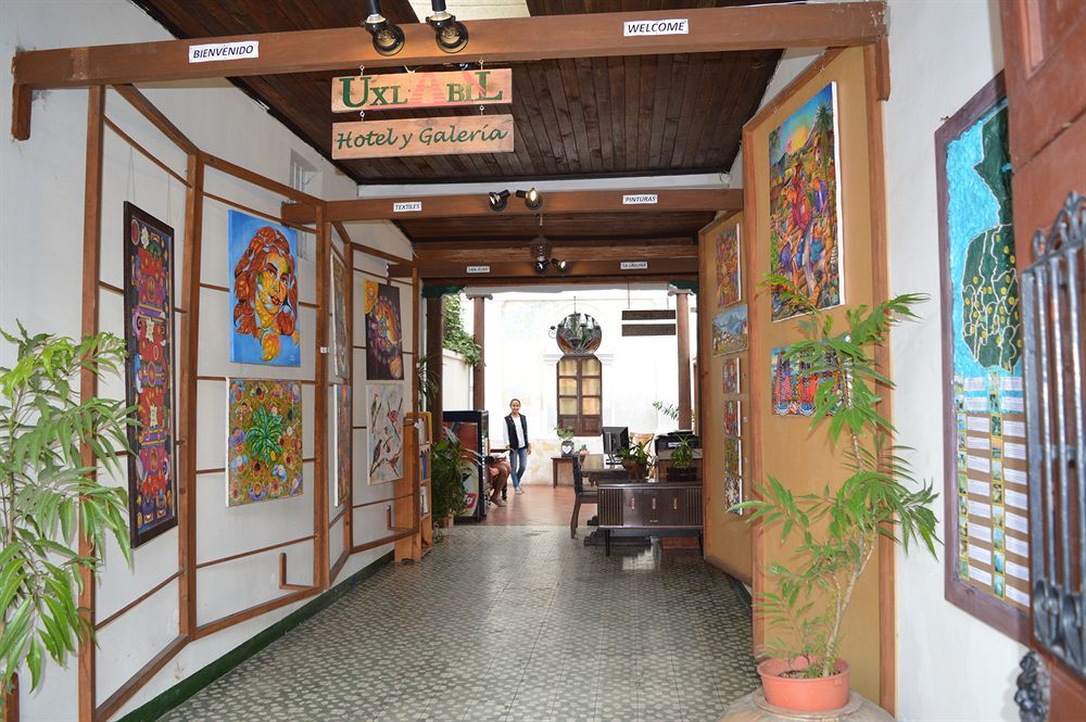Hotel Y Galeria Uxlabil Antigua Exterior foto